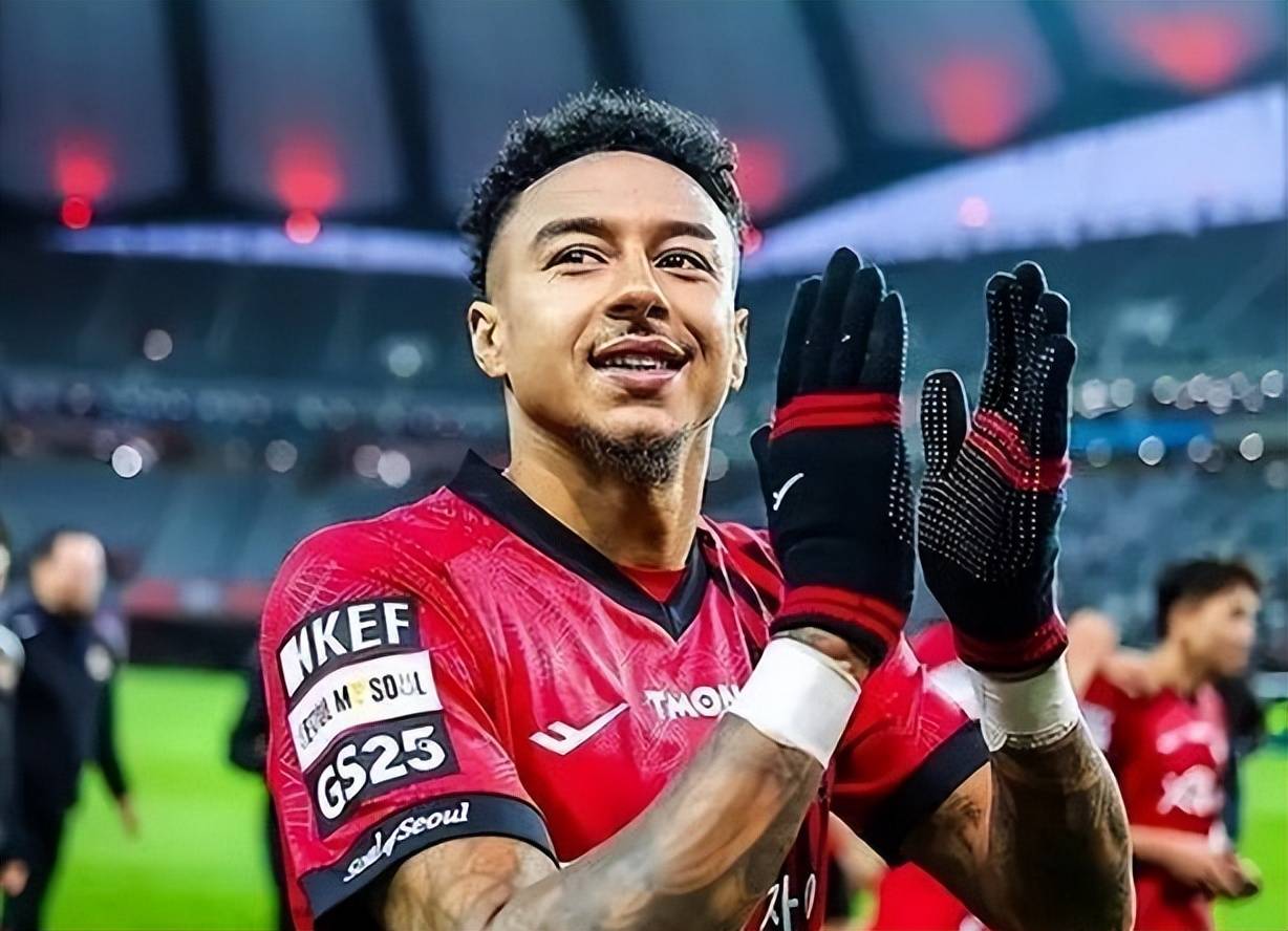 九游网页客户端赛前突围战来临，上海申花围绕英超临场应变，话题不断，临场指挥获称赞的简单介绍